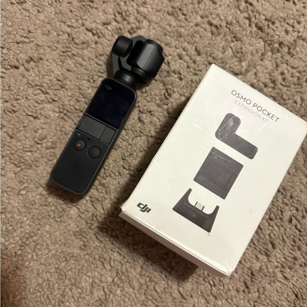 DJI Osmo Pocket with Black and White Expansion Kit
